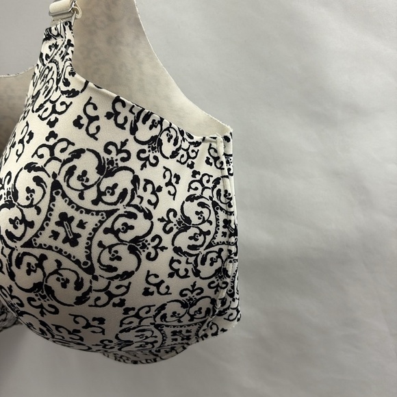 SOMA Vanishing Back Full Coverage Bra - 34DD Black White Front Close - Picture 7 of 11